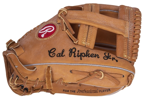 1996 Cal Ripken Jr. Game Used Rawlings Pro 6-HF Fielders Glove (Ripken LOA & PSA/DNA)